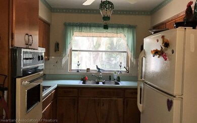 106 Eastview Rd, Sebring, FL 33870 - photo 4