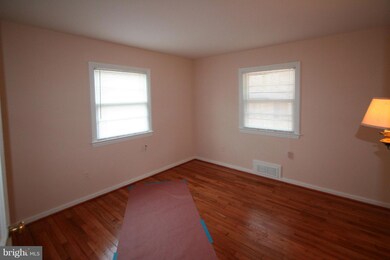 6927 Quander Rd, Alexandria, VA 22307 - photo 7