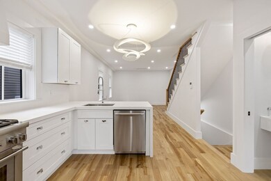 131 Spring St unit 2, Cambridge, MA 02141 - photo 3
