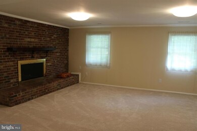 9518 Narragansett Place, Vienna, VA 22180 - photo 4