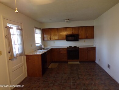 8209 Casualwood Way, Louisville, KY 40291 - photo 4