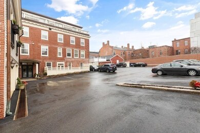 17 Central St unit 4, Salem, MA 01970 - photo 4