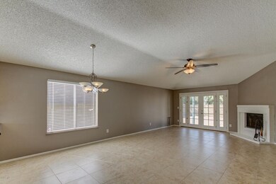 1726 East Vineyard MLS Size (6)