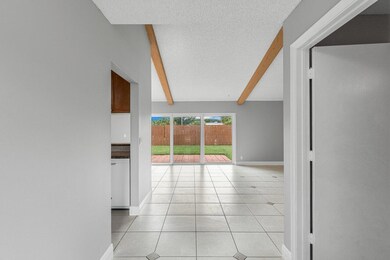 9315 Gettysburg Rd, Boca Raton, FL 33434 - photo 5