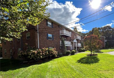 395 Mendon Rd unit C1, North Smithfield, RI 02896 - photo 3