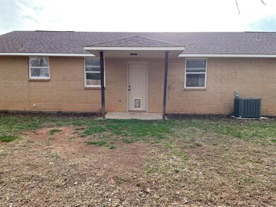 4420 Bobbie Ann Dr, Granbury, TX 76049 - photo 3