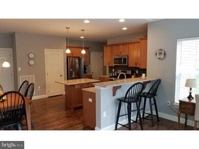 325 Constitution Ave, Reading, PA 19606 - photo 3