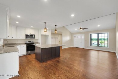 112 Glenda Elaine Dr, Mount Washington, KY 40047 - photo 7