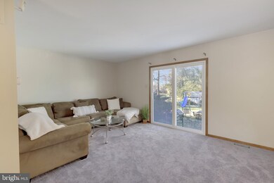 2303 Memorial Ct, Atco, NJ 08004 - photo 6