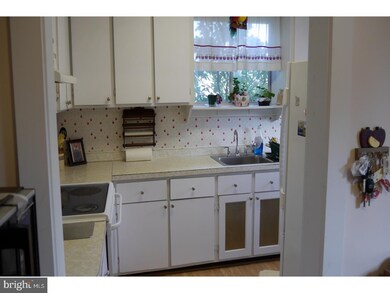 2425 Wynnefield Dr, Havertown, PA 19083 - photo 7