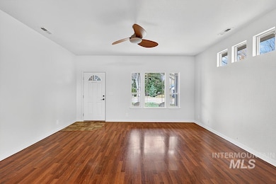 4425 W Freemont St, Boise, ID 83706 - photo 3