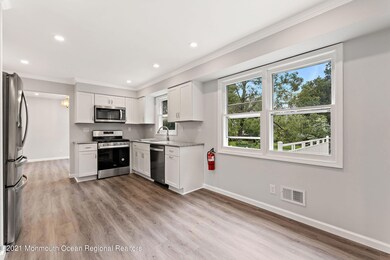 105 Imperato Ct, Toms River, NJ 08753 - photo 7