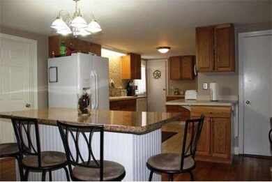 29 Cogger Rd, Lowell, MA 01854 - photo 4