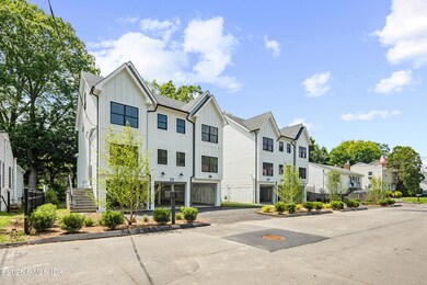 24 Homestead Ln unit A, Greenwich, CT 06831 - photo 2