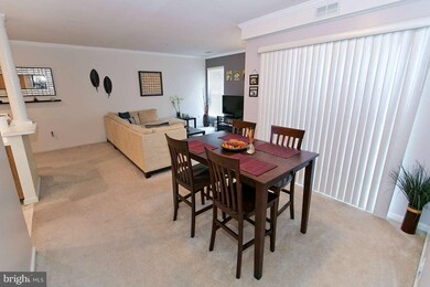 25300 Lake Mist Square unit 102, Chantilly, VA 20152 - photo 6