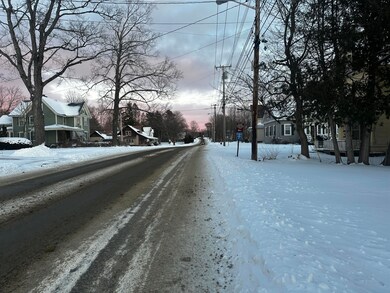 Street View (right)
