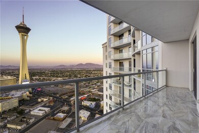 26 Foot Long / 170 sqft Main Terrace w/Porcelain T