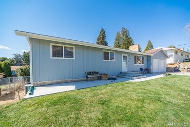518 N Minor Ave, East Wenatchee, WA 98802 - photo 4