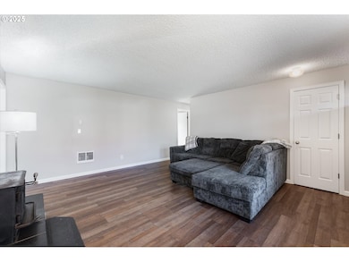 4421 Olympia Way, Longview, WA 98632 - photo 5