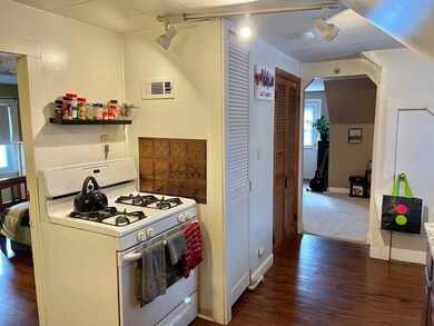 14 Piper St unit 3, Quincy, MA 02169 - photo 5