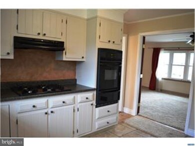 4604 Laura Dr, Wilmington, DE 19804 - photo 4