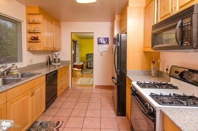 8001 Brink Ct, Anchorage, AK 99504 - photo 6