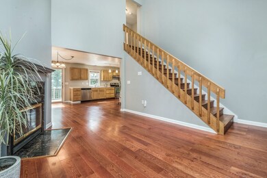 13 Orono St, Worcester, MA 01606 - photo 6