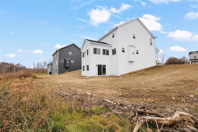 1154 Brendan Bay Dr, Grand Blanc, MI 48439 - photo 7