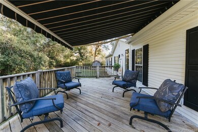 305 Woodlawn Ave, Jeffersonville, IN 47130 - photo 4