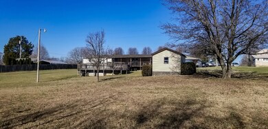 131 Lakeside Dr, Rock Island, TN 38581 - photo 5