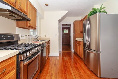 607 South St, Roslindale, MA 02131 - photo 3