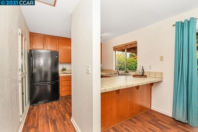 955 Junction Ct, Concord, CA 94518 - photo 7