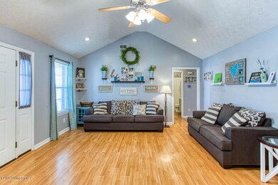 187 Swan Way-7