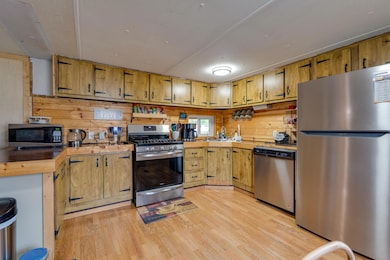 7910 Phelps St, Newberry, MI 49868 - photo 7