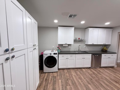 5821 W Clarendon Ave, Phoenix, AZ 85031 - photo 5