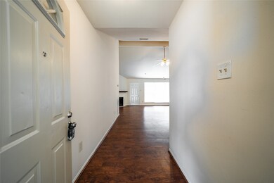 9466 Gulf Bridge St, Houston, TX 77075 - photo 5