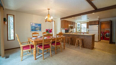 6 - Dining Room 1