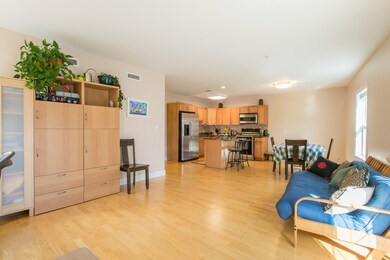 135 Willow Ave unit 1, Somerville, MA 02144 - photo 2