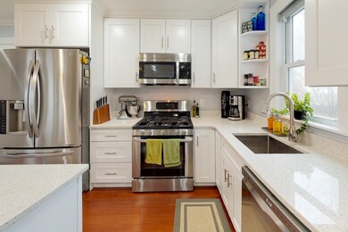 15 Barton St unit 1, Salem, MA 01970 - photo 2