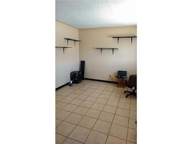 3921 N Piedras St unit B, El Paso, TX 79930 - photo 4
