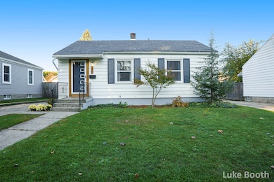 723 Powers Ave NW, Grand Rapids, MI 49504 - photo 2