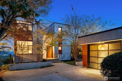 1527 E Howe St, Seattle, WA 98112 - photo 2