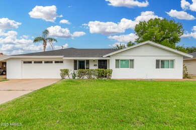 3726 E Weldon Ave, Phoenix, AZ 85018 - photo 2