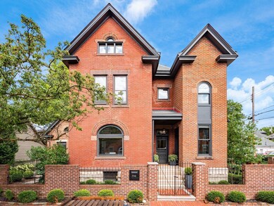 Featured in 2017 Haus & Garten Tour