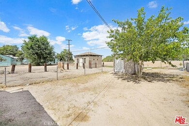 16832 E St, Victorville, CA 92395 - photo 3