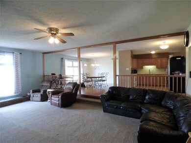 Living room/Dining room/Kitchen