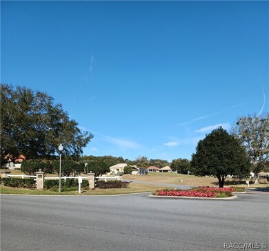 Entrance to W Redsox Path
