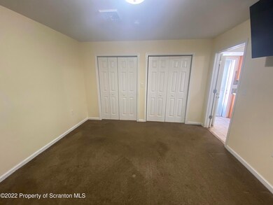 303 Butler St, Dunmore, PA 18512 - photo 6