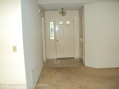 527 Petunia Ln N, Whiting, NJ 08759 - photo 6