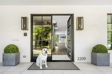 2209 Pine Valley Dr, Houston, TX 77019 - photo 4